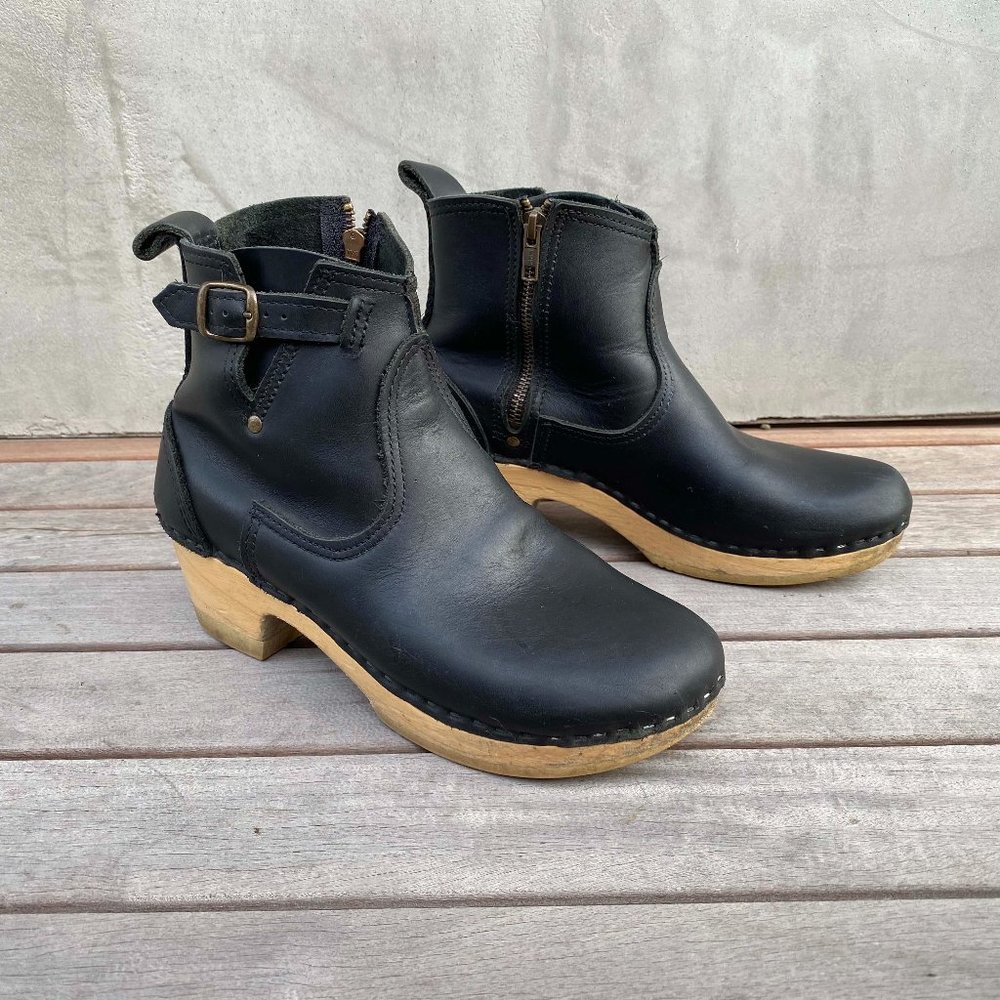 No. 6 5” Leather Clog Buckle Boot on Mid Heel in Black. Size 40